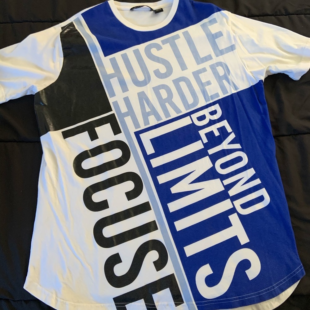 Short sleeve t-shirt